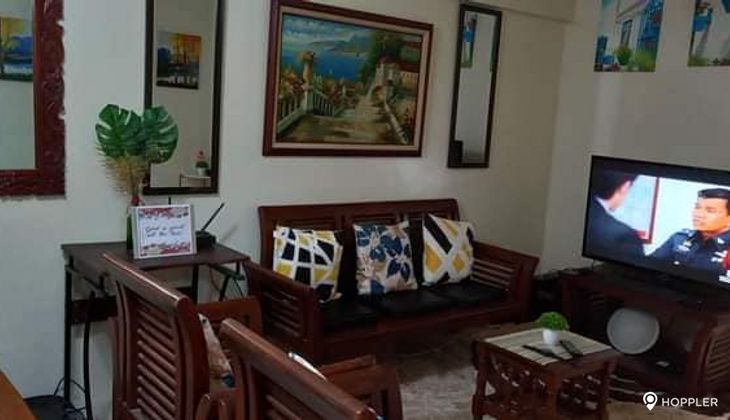 "2BR Condo for Rent in Bonifacio Heights, Lawton Avenue, Taguig"09