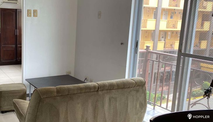 "2BR Condo for Rent in Bonifacio Heights, Lawton Avenue, Taguig"06