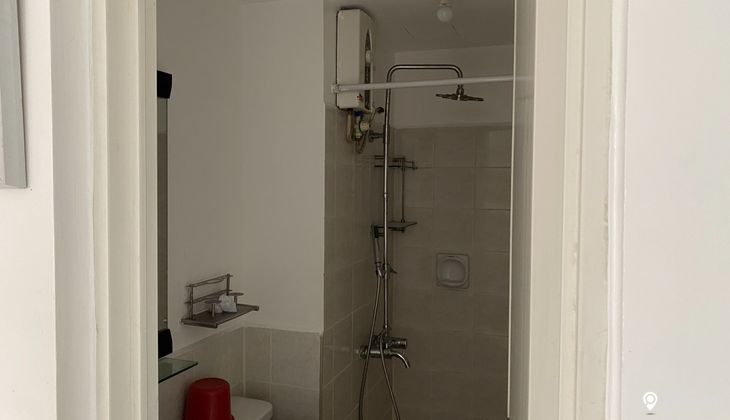 "2BR Condo for Rent in Bonifacio Heights, Lawton Avenue, Taguig"08