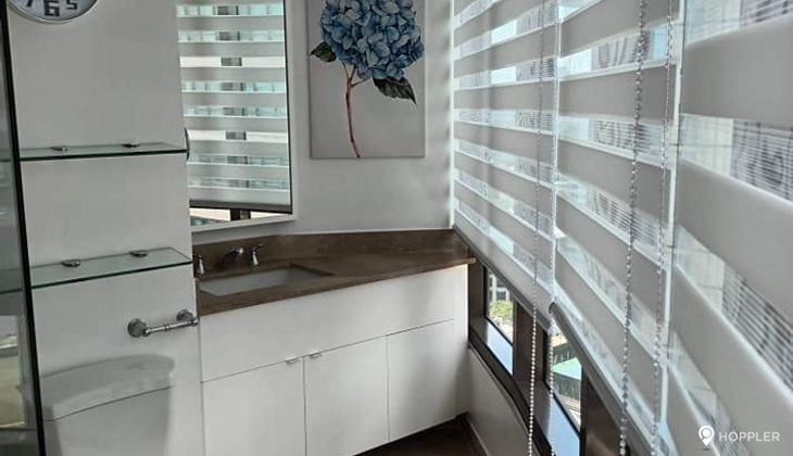 "2BR Condo for Rent in Joya Lofts and Towers, Rockwell Center, Makati"07