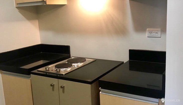 "1BR Condo for Rent in Escala Salcedo, Salcedo Village, Makati"03