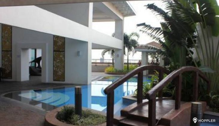 "2BR Condo for Rent in The Oriental Place, Pio del Pilar, Makati"03