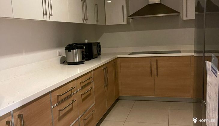 "3BR Condo for Rent in Park Terraces, San Lorenzo Village, Makati"04