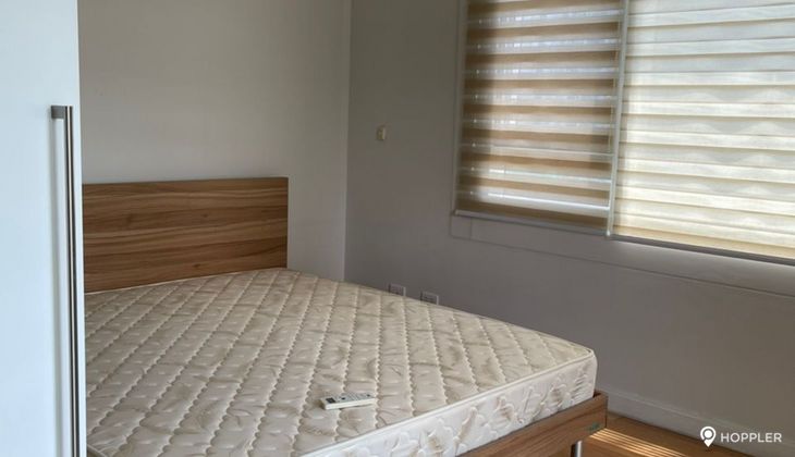 "1BR Condo for Rent in Park Terraces, San Lorenzo Village, Makati"03