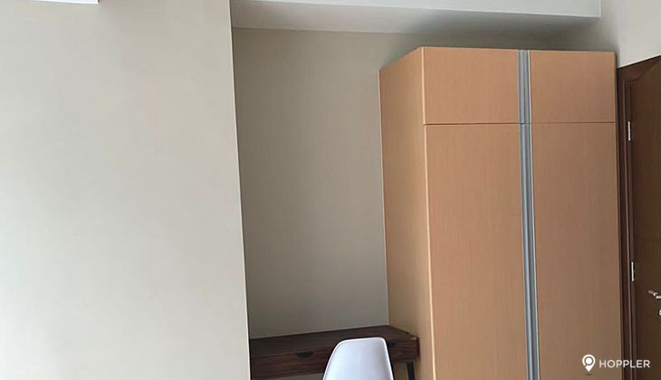 "1BR Condo for Rent in Three Central, Salcedo Village, Makati"03