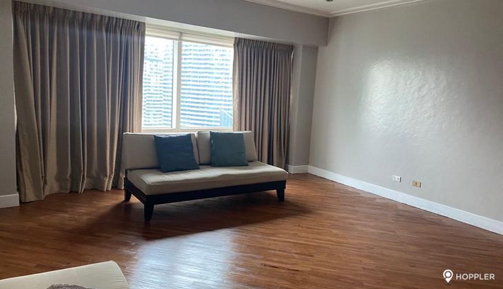 "3BR Condo for Rent in Rizal Tower, Rockwell Center, Makati"09