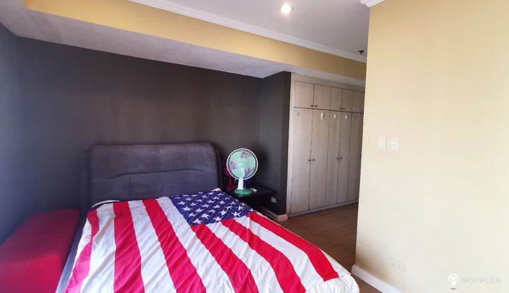 "2BR Condo for Rent in One Lafayette Square, Salcedo Village, Makati"06