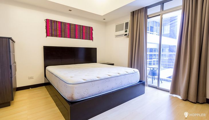 "1BR Condo for Rent in Paseo Parkview Suites, Salcedo Village, Makati"08
