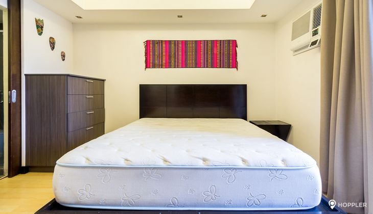 "1BR Condo for Rent in Paseo Parkview Suites, Salcedo Village, Makati"09