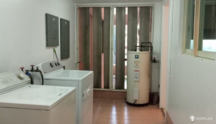 "3BR Condo for Rent in The Regency at Salcedo, Salcedo Village, Makati"09