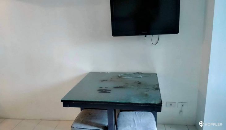 "Studio Condo for Rent in The Grand Towers, Malate, Manila"05