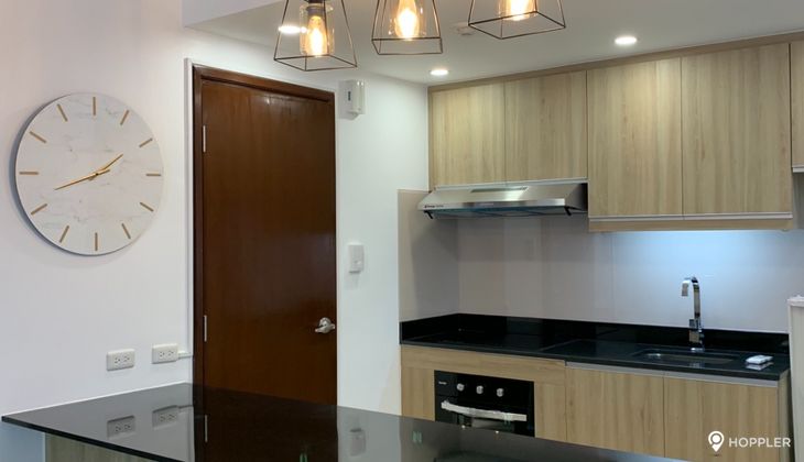 "2BR Condo for Rent in The Royalton at the Capitol Commons, Oranbo, Pasig"02