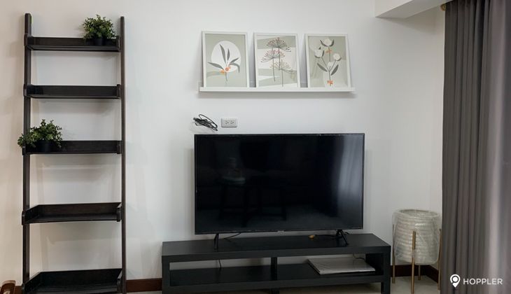 "2BR Condo for Rent in The Royalton at the Capitol Commons, Oranbo, Pasig"03