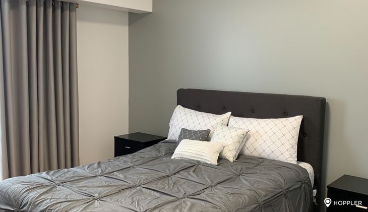 "2BR Condo for Rent in The Royalton at the Capitol Commons, Oranbo, Pasig"09
