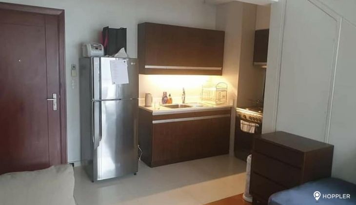 "1BR Condo for Rent in Eton Residences, Legazpi Village, Makati"03