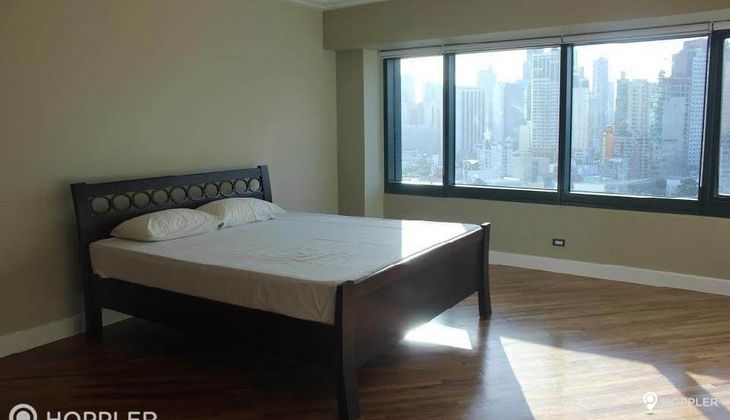 "3BR Condo for Rent in Rizal Tower, Rockwell Center, Makati"04