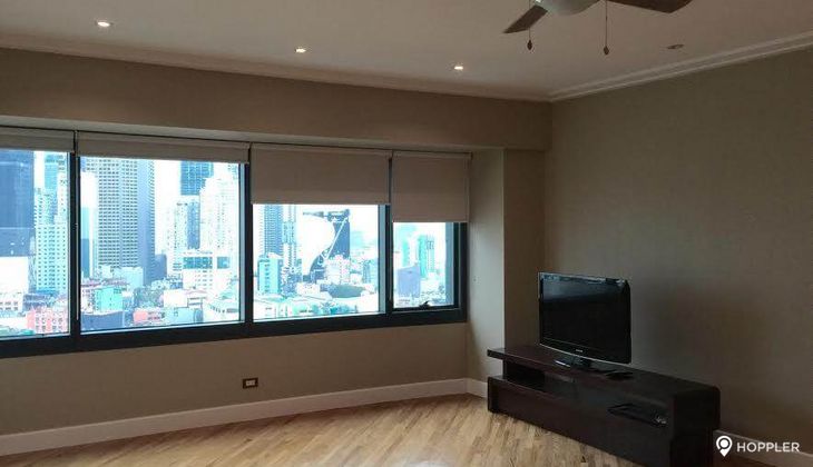 "3BR Condo for Rent in Rizal Tower, Rockwell Center, Makati"09