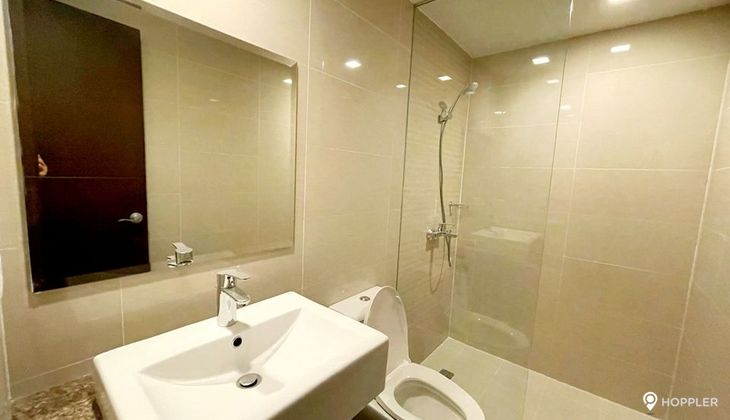 "1BR Condo for Rent in San Antonio Residence, San Antonio Village, Makati"03
