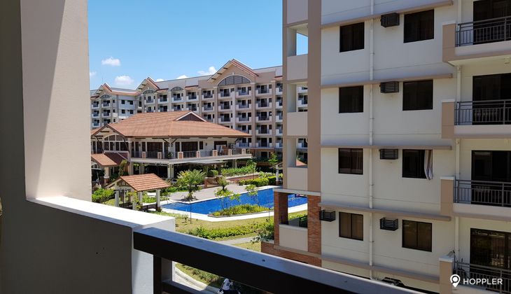 "2BR Condo for Rent in Ivory Wood, Acacia Estate, Taguig"02
