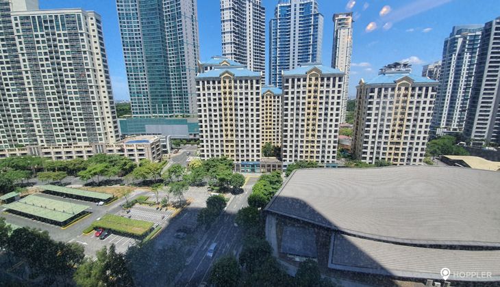 "2BR Condo for Rent in The Suites at One Bonifacio High Street, BGC - Bonifacio Global City, Taguig"09
