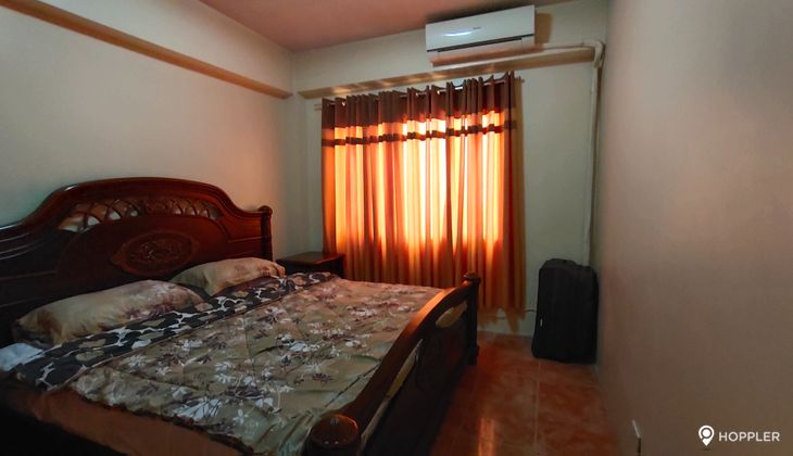 "1BR Condo for Rent in One Orchard Road, Eastwood City, Quezon City"04