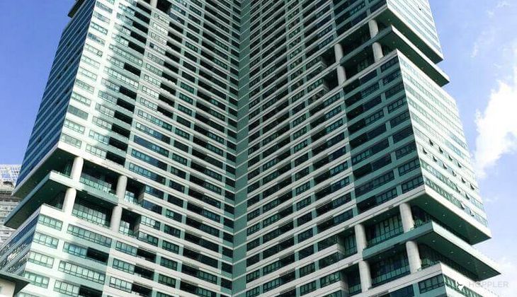 "2BR Condo for Rent in Edades Tower and Garden Villas, Rockwell Center, Makati"08