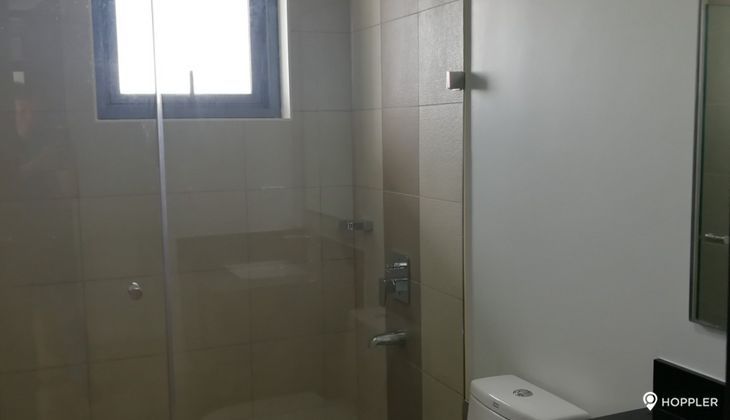 "2BR Condo for Rent in Solstice, Carmona, Makati"07