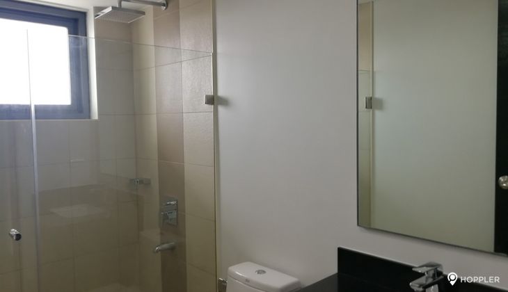 "2BR Condo for Rent in Solstice, Carmona, Makati"08
