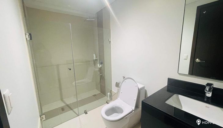 "1BR Condo for Rent in Solstice, Carmona, Makati"06