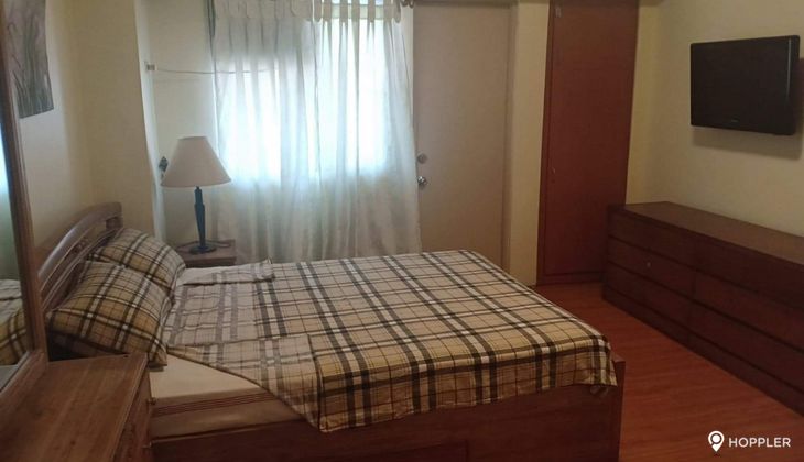 "2BR Condo for Rent in Rada Regency, Legazpi Village, Makati"03