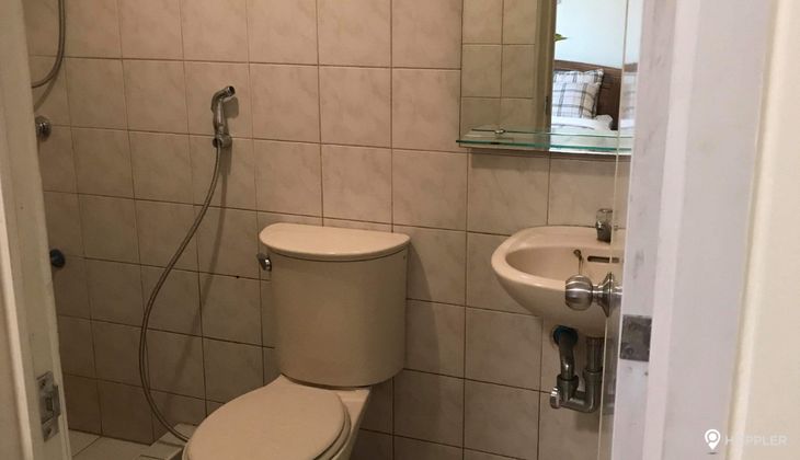 "2BR Condo for Rent in Rada Regency, Legazpi Village, Makati"09