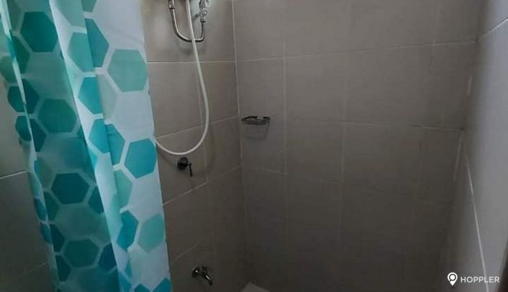 "1BR Condo for Rent in San Lorenzo Place, San Lorenzo Village, Makati"06