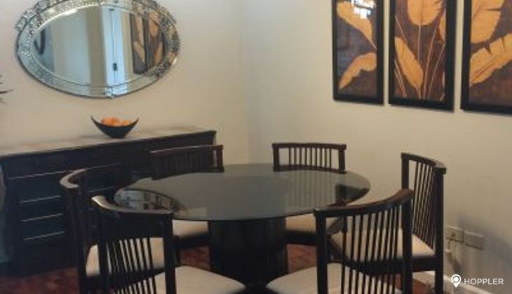 "2BR Condo for Rent in Classica Tower Condominium, Salcedo Village, Makati"04
