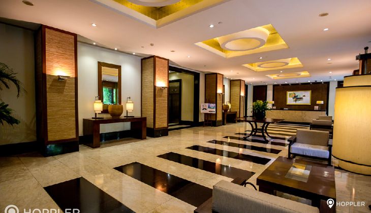 "Studio Condo for Rent in The Manansala, Rockwell Center, Makati"06
