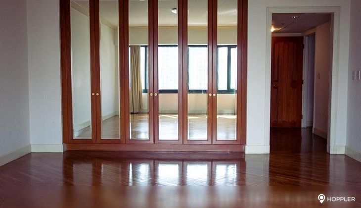 "3BR Condo for Rent in Rizal Tower, Rockwell Center, Makati"05