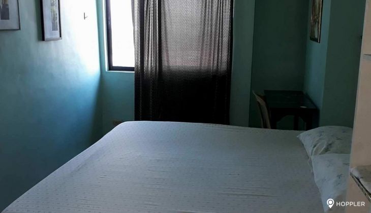 "3BR Condo for Rent in One Burgundy Plaza, Loyola Heights, Quezon City"02