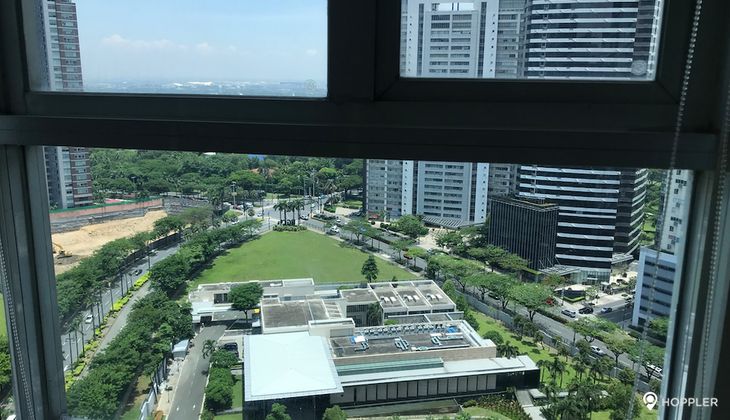 "2BR Condo for Rent in Seibu Tower, BGC - Bonifacio Global City, Taguig"02