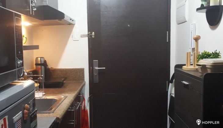 "Studio Condo for Rent in Axis Residences, Buayang Bato, Mandaluyong"03