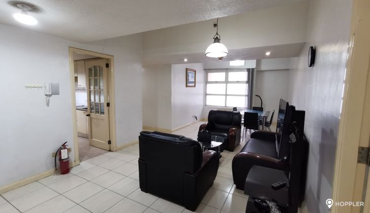 "2BR Condo for Rent in One Lafayette Square, Salcedo Village, Makati"04