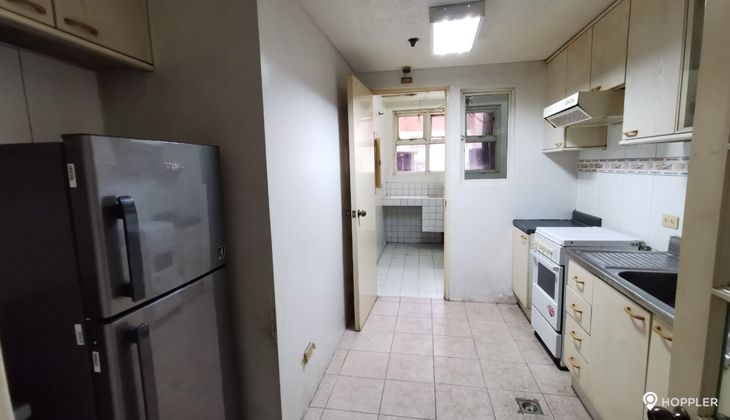 "2BR Condo for Rent in One Lafayette Square, Salcedo Village, Makati"05