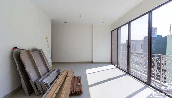 "2BR Condo for Rent in La Maison, San Lorenzo Village, Makati"10
