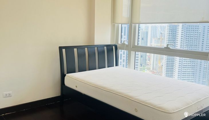 "1BR Condo for Rent in Twin Oaks Place West Tower, Ortigas Center, Mandaluyong"05