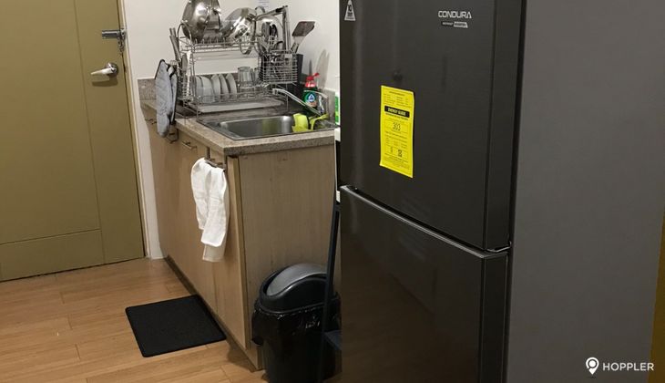 "1BR Condo for Rent in Laureano di Trevi, Pio del Pilar, Makati"02