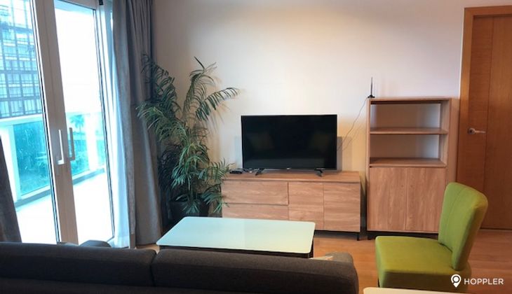 "1BR Condo for Rent in Park Terraces, San Lorenzo Village, Makati"03