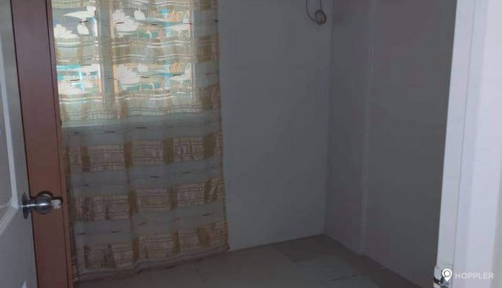 "2BR Condo for Rent in Bonifacio Heights, Lawton Avenue, Taguig"05