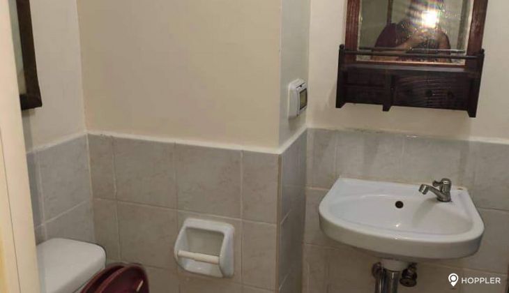 "2BR Condo for Rent in Bonifacio Heights, Lawton Avenue, Taguig"09