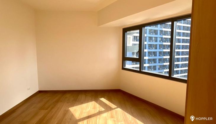 "2BR Condo for Rent in The Rise Makati, San Antonio Village, Makati"02