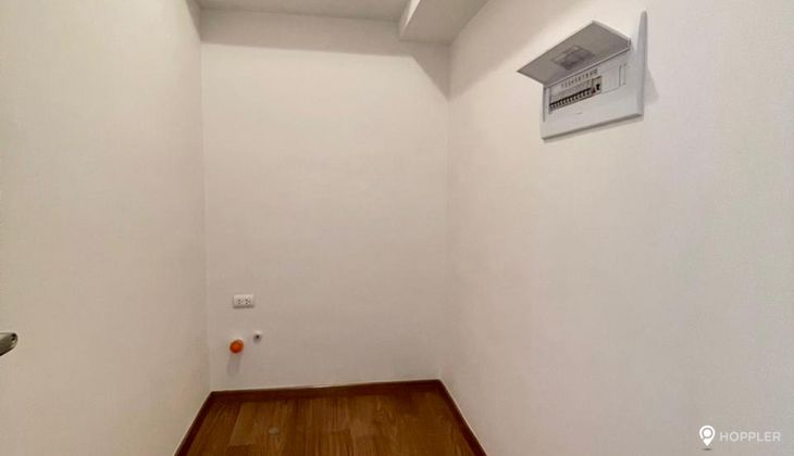 "2BR Condo for Rent in The Rise Makati, San Antonio Village, Makati"04