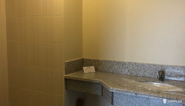 "3BR Condo for Rent in Ivory Wood, Acacia Estate, Taguig"07