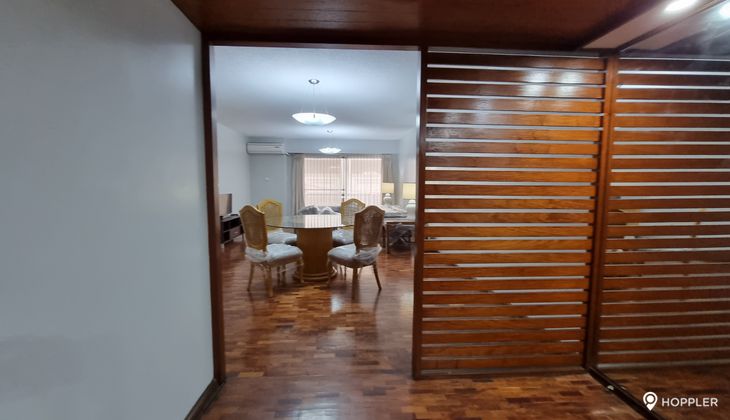 "2BR Condo for Rent in Tropical Palms, Legazpi Village, Makati"04